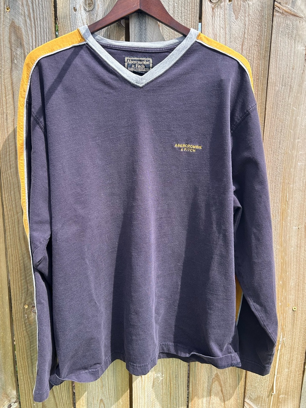 Vintage Men’s Abercrombie & Fitch Navy V‑Neck Long Sleeve XL